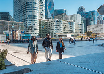 Etudiants à La Défense